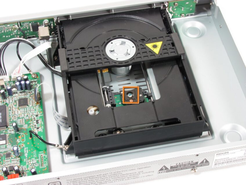 how to clean cd player laser 